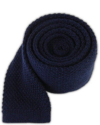 The Tie Bar Knit Solid Wool Navy