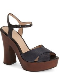 Pour La Victoire Dakota Platform Sandal