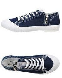 Cult Low Tops Trainers