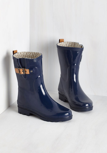navy blue rain boots