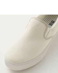 Uniqlo Slip On Sneaker