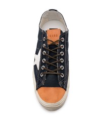 Golden Goose V Star 2 Sneakers