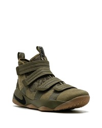 Nike Lebron Soldier 11 Sfg Sneakers