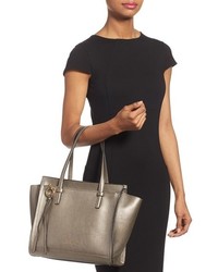 salvatore ferragamo amy medium leather tote