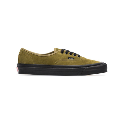 vans low top olive