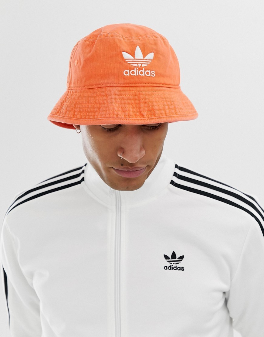 Maakte zich klaar middag 鍔 adidas Originals Bucket Hat In Orange, $19 | Asos | Lookastic