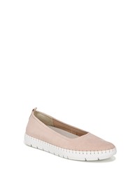 Naturalizer Dolly Flat