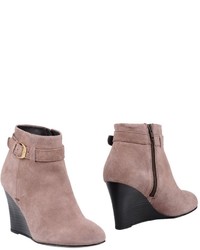 Eye Ankle Boots
