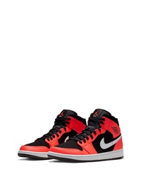 Nike Air Jordan 1 Mid Sneaker