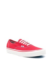 Vans Classic Low Top Sneakers