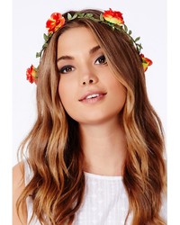 Missguided Lampke Red Floral Garland