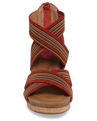 Sofft Cary Cross Strap Wedge Sandal