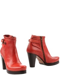 Primabase Ankle Boots