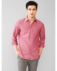 gap pink shirt