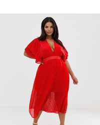 PrettyLittleThing Plus Pleated Midi Dress With Open Back In Red