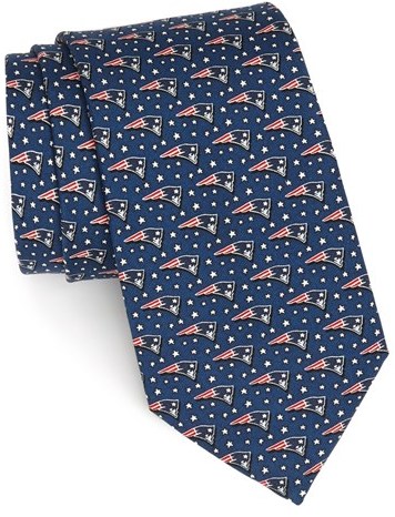 Vineyard Vines New York Jets Print Tie, $85, Nordstrom