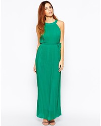 Comment porter une robe longue verte
