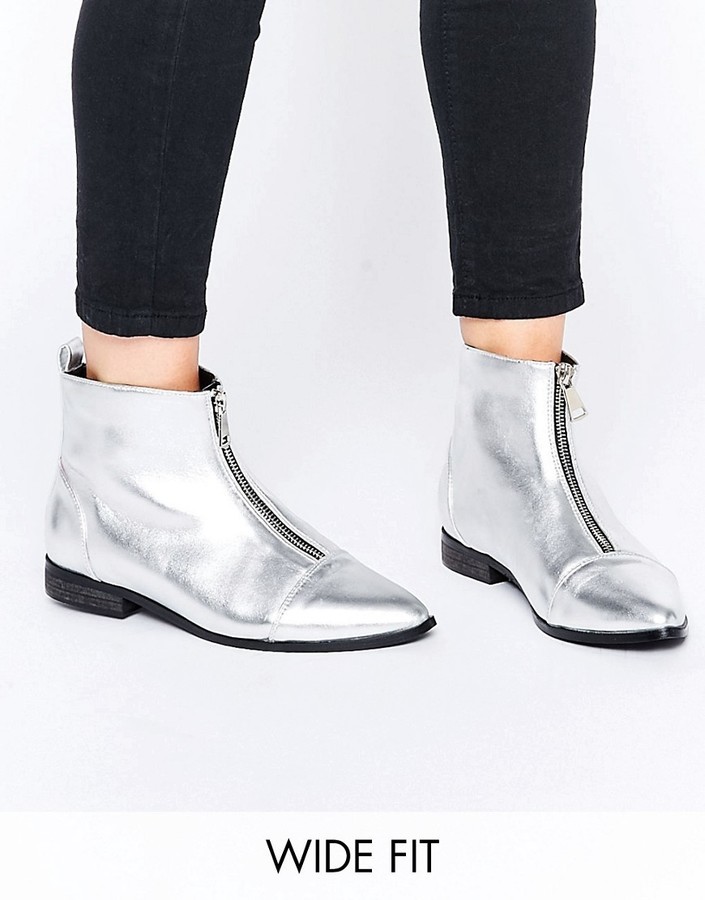 wide fit pointed ankle boots