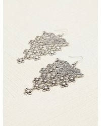 Free People Chanour Daisy Mesh Statet Earring