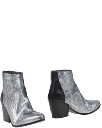 Fiorifrancesi Ankle Boots