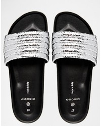 Pieces Tahi Silver Cracked Leather Slider Flat Sandals