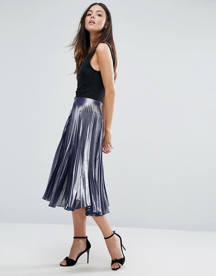 grey metallic pleated skirt