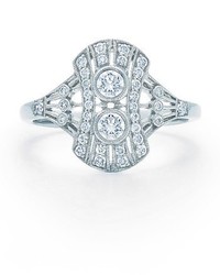 Kwiat Vintage Oval Diamond Ring