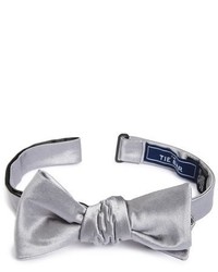 The Tie Bar Solid Silk Bow Tie