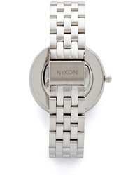 Nixon The Vix Watch