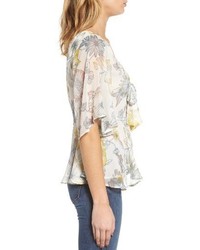 Cupcakes And Cashmere Keenan Floral Blouse