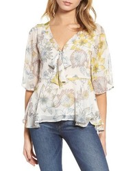 Cupcakes And Cashmere Keenan Floral Blouse