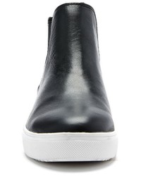 Blondo Baxton Waterproof Sneaker