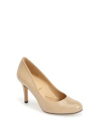 Trotters Signature Gigi Round Toe Pump