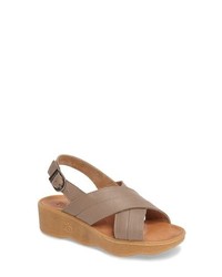 Famolare Chris Cross Wedge Sandal