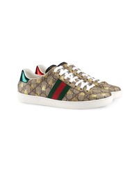 Gucci Ace Gg Supreme Sneaker With Bees