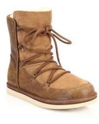 UGG Lodge Sheepskin Lined Leather Suede Lace Up Boots