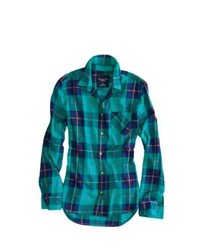 teal shirt outfit