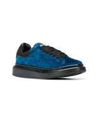 Invicta Classic Low Top Sneakers