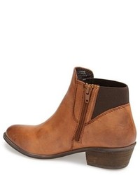 Steve Madden Rozamare Leather Ankle Bootie