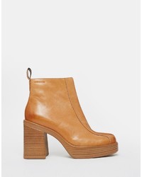 Vagabond Tyra Saddle Leather Ankle Boots