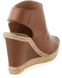 Andre Assous Beatrice Leather Wedge Sandal Cuero