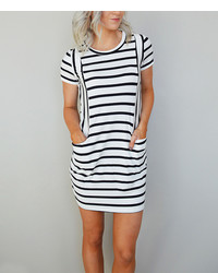 Black White Stripe Pocket Accent T Shirt Dress