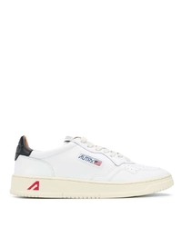 AUTRY Low Top Side Logo Patch Sneakers