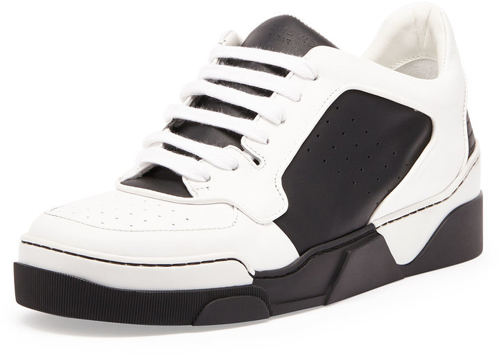Givenchy Tyson Leather Low Top Sneaker 