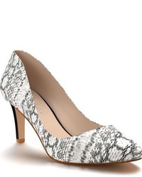 Shoes Of Prey Round Toe Pump