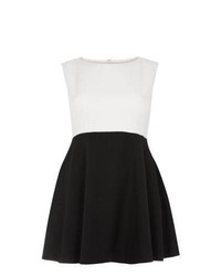 Exclusives New Look Ax Curve Monochrome Contrast Skater Dress