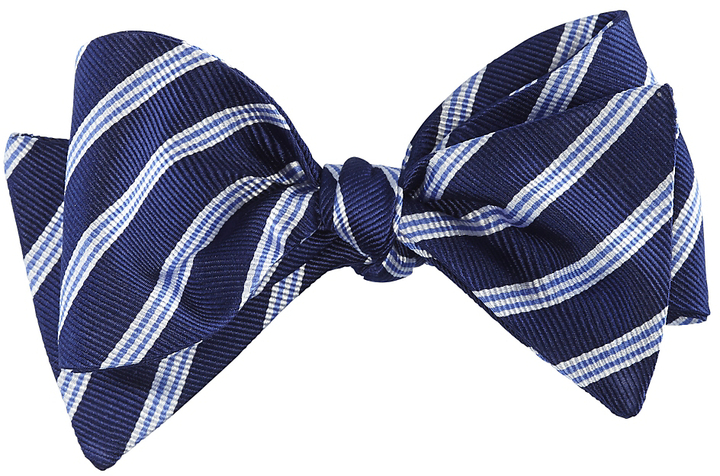 Johnston & Murphy Silk Bow Tie, $65 | Johnston & Murphy | Lookastic