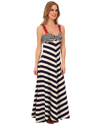 https://cdn.lookastic.com/white-and-navy-horizontal-striped-maxi-dress/stripe-maxi-dress-220557-medium.jpg