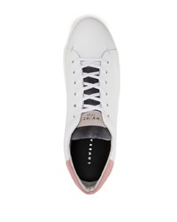 Low Brand Contrasting Heel Counter Sneakers