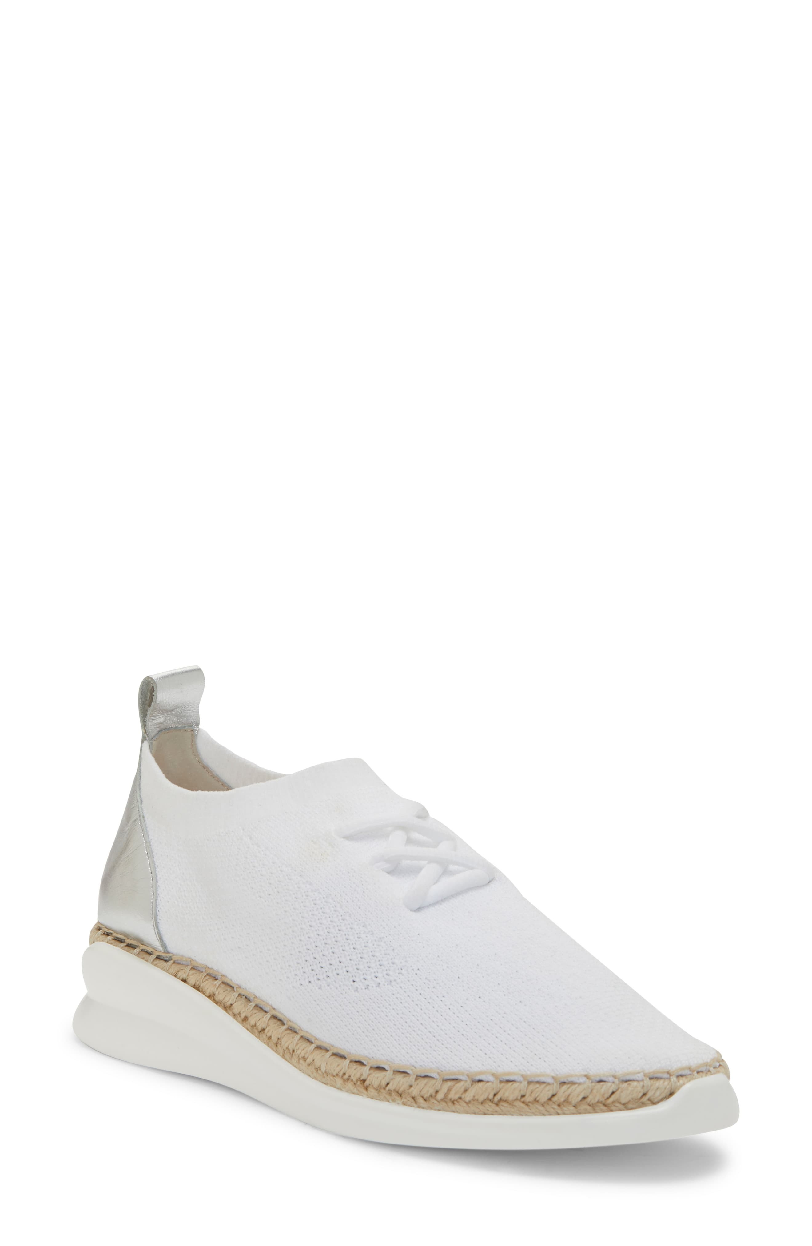 vince camuto affina sneaker